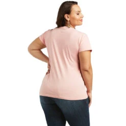 Tee Shirt Ariat Real Logo Script Classic Fit Quartz Pink Sp22 Ladies 13 Tee Shirt Ariat Real Logo Script Classic Fit Quartz Pink Sp22 Ladies -Riding Horse Apparel Shop Ariat Tee Real Logo Script Classic Fit Quartz Pink Sp22 Ladies 5
