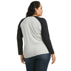 Tee Shirt Ariat Real Loop Baseball Long Sleeve W22 Heather Grey & Black 9 Tee Shirt Ariat Real Loop Baseball Long Sleeve W22 Heather Grey & Black -Riding Horse Apparel Shop Ariat Tee Shirt Real Loop Baseball Long Sleeve W22 Heather Grey Black 4