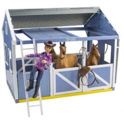 Breyer Freedom Deluxe Country Stable & Horse & Wash Stall -Riding Horse Apparel Shop Breyer Freedom Deluxe Country Stable Horse Wash Stall 4