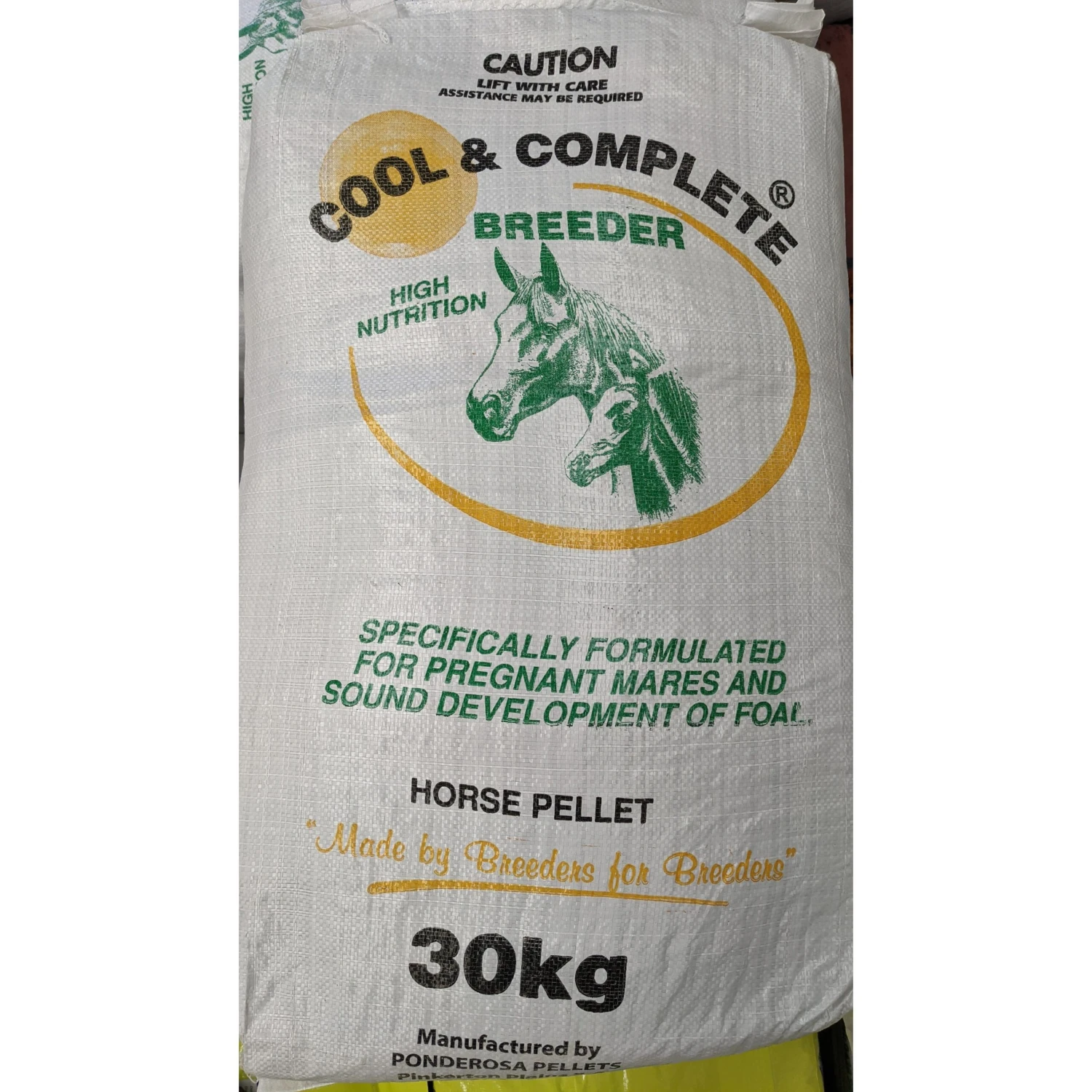 Cool & Complete Breeder 30kg 3 Cool & Complete Breeder 30kg